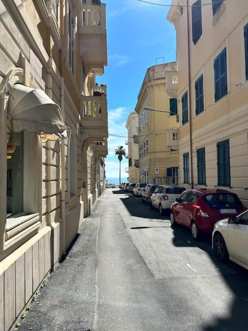 Vacanze Romane Apartment Anzio Bagian luar foto
