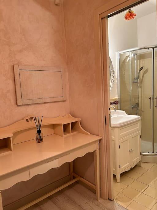 Vacanze Romane Apartment Anzio Bagian luar foto
